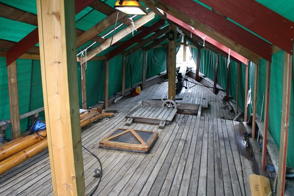 l_642659336.jpg