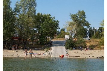 Privát_Kravany nad Dunajom_24039_e_v_05.jpg